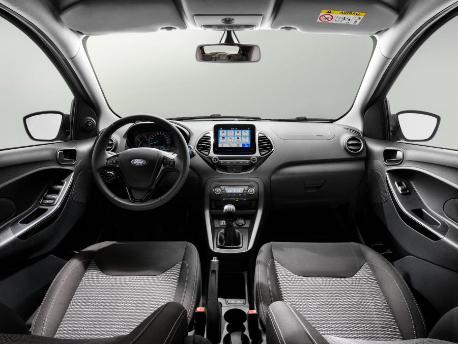Торпедо Ford Ka+ Ultimate 2018 года  (WW) (фото 5 из 14)